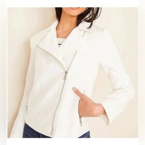 Ann Taylor petite white jacket size 6